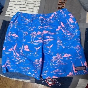Youth Vineyard Vines Swim Trunks, size XL